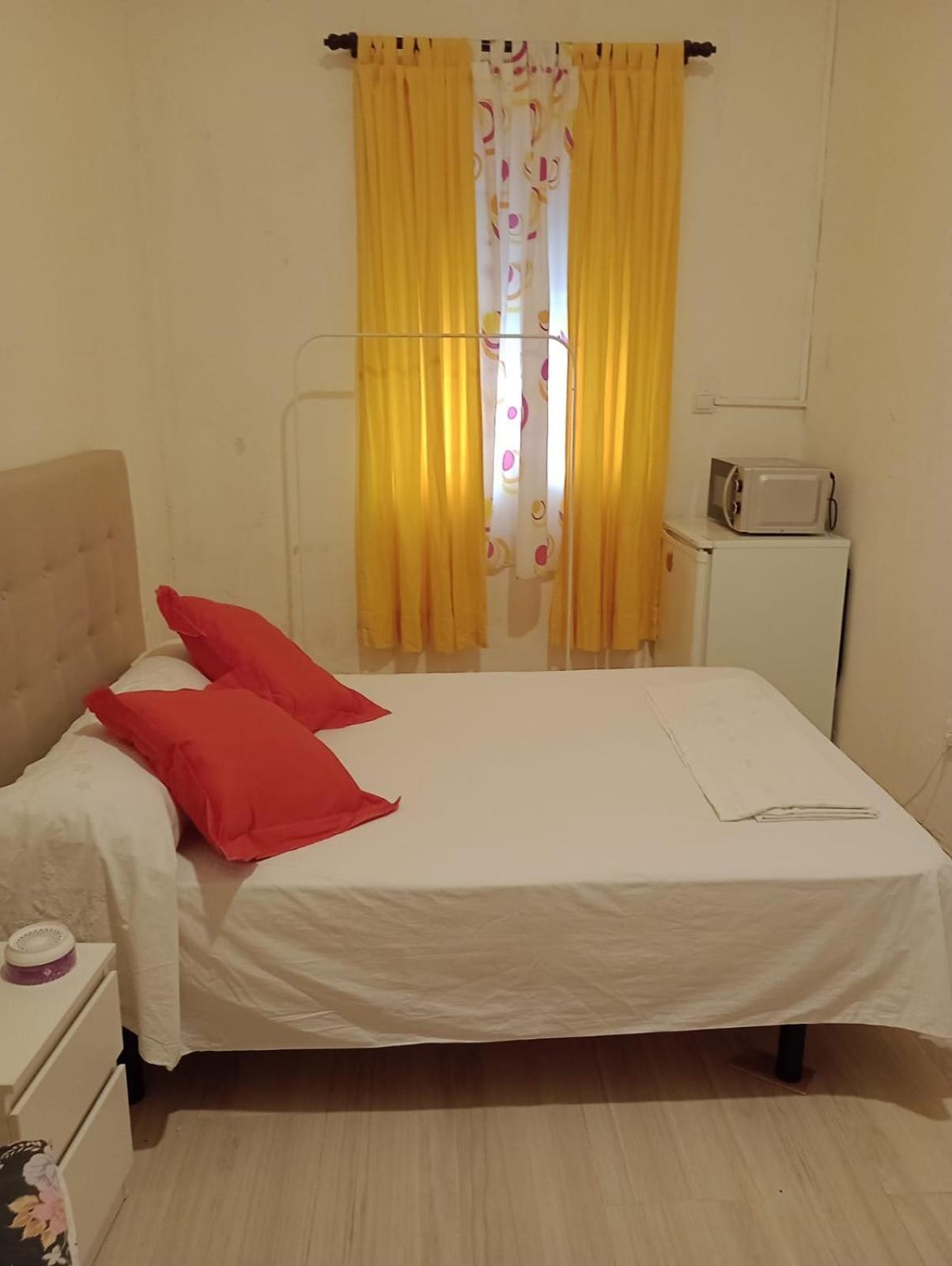 Aurora Room With Private Bathroom Alicante Kültér fotó